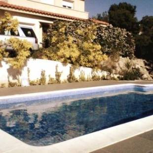 Фотографии гостевого дома 
            Casa Bella Vista en montaña con vistas al mar y piscina privada