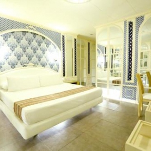 Фотография мотеля Victoria Court Malate Motorist Lodge