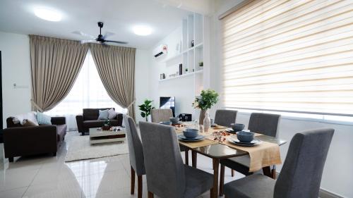 Фотография гостевого дома Desaru KTV Classical Elegant Style by Joyfully 2M2