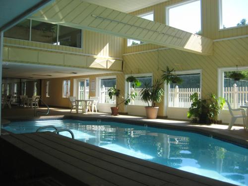 Фотография гостиницы Cathedral Ledge Resort