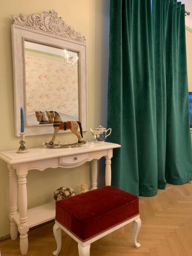 Фотографии апарт отеля
Royal Residence 1901