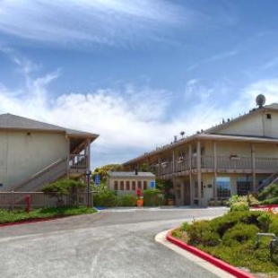 Фотография гостиницы Best Western Marina State Beach