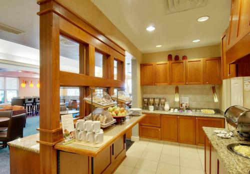 Фотография гостиницы Residence Inn by Marriott Princeton at Carnegie Center