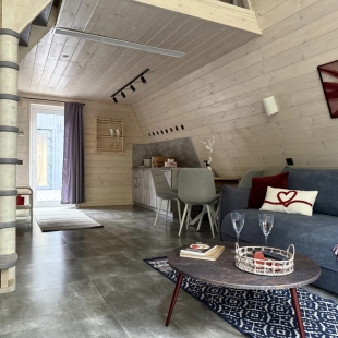 Фотография Коттеджа Частный дом А-фрейм Ручей с баней и дровах и чаном