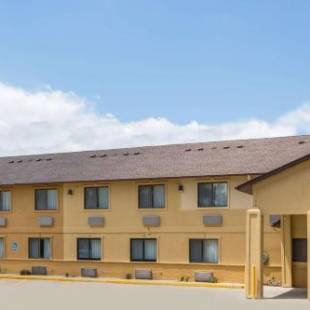 Фотографии гостиницы
Super 8 by Wyndham Newton