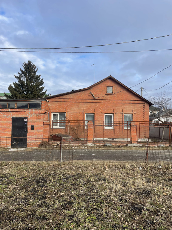 Фотография Коттеджа Частный дом Гостевой дом Gussi