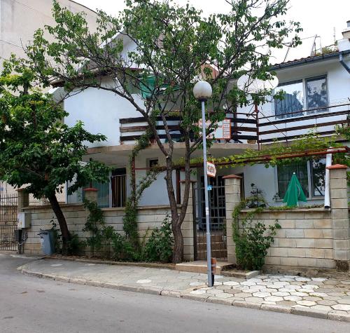 Фотография гостевого дома Фема