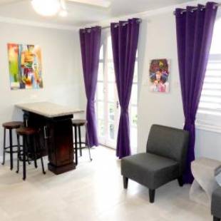 Фотографии апарт отеля 
            Beach One Bedroom Suite A17