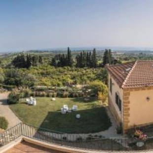 Фотографии мини отеля
Villa La Lumia B&B Suites & Apartments