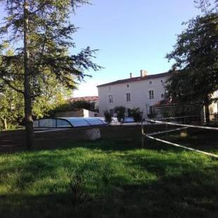 Фотографии мини отеля
Le Marais Picotin