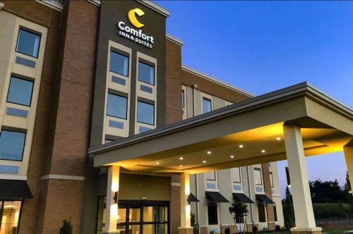 Фотография гостиницы Comfort Inn & Suites