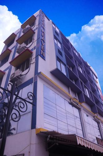 Фотография гостиницы Golden Heaven Hotel