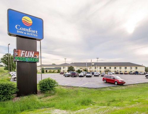 Фотография гостиницы Comfort Inn & Suites Black River Falls I-94