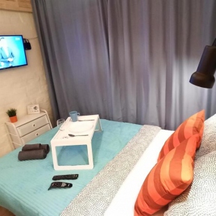 Фотография квартиры Диван и чемодан на Ленина