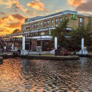 Фотографии гостиницы
Holiday Inn London Brentford Lock, an IHG Hotel