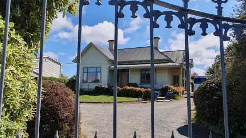 Фотография мини отеля Century House Bed and Breakfast