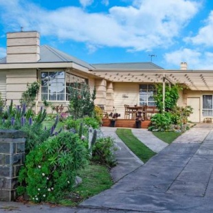 Фотография гостевого дома Bloom on Sackville Opt1