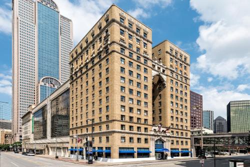 Фотография гостиницы Hotel Indigo Dallas Downtown, an IHG Hotel