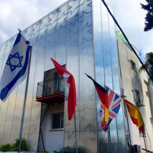 Фотографии апарт отеля
G38 Rental Apartment Building