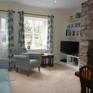 Фотографии гостевого дома
No 10 Dulas