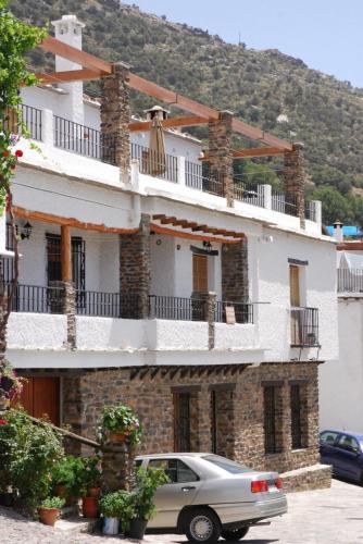 Фотография гостевого дома alojamiento rural la ermita bubion