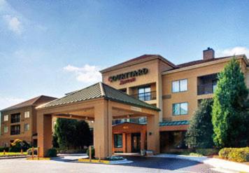 Фотография гостиницы Courtyard Chesapeake Greenbrier