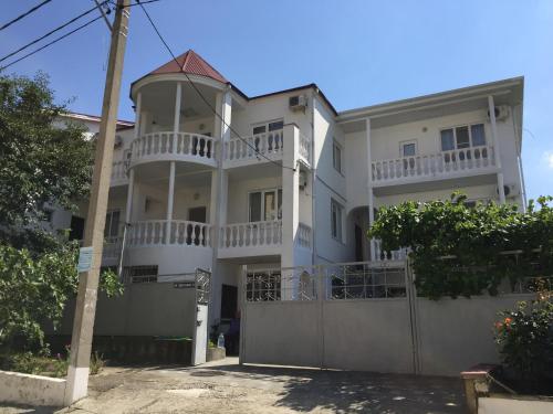 Фотография гостевого дома Цветочный