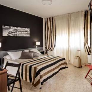 Фотографии гостиницы
Radio Hotel