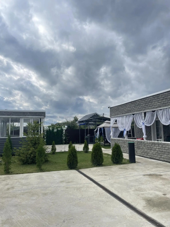 Фотография Коттеджа Частный дом с Теплым Бассейном и Баней на Дровах