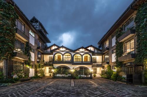 Фотографии апарт отеля 
            The Grand Gables