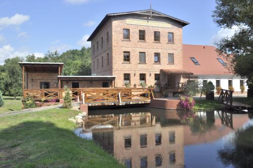 Фотография базы отдыха Stary Młyn w Brzeźnicy