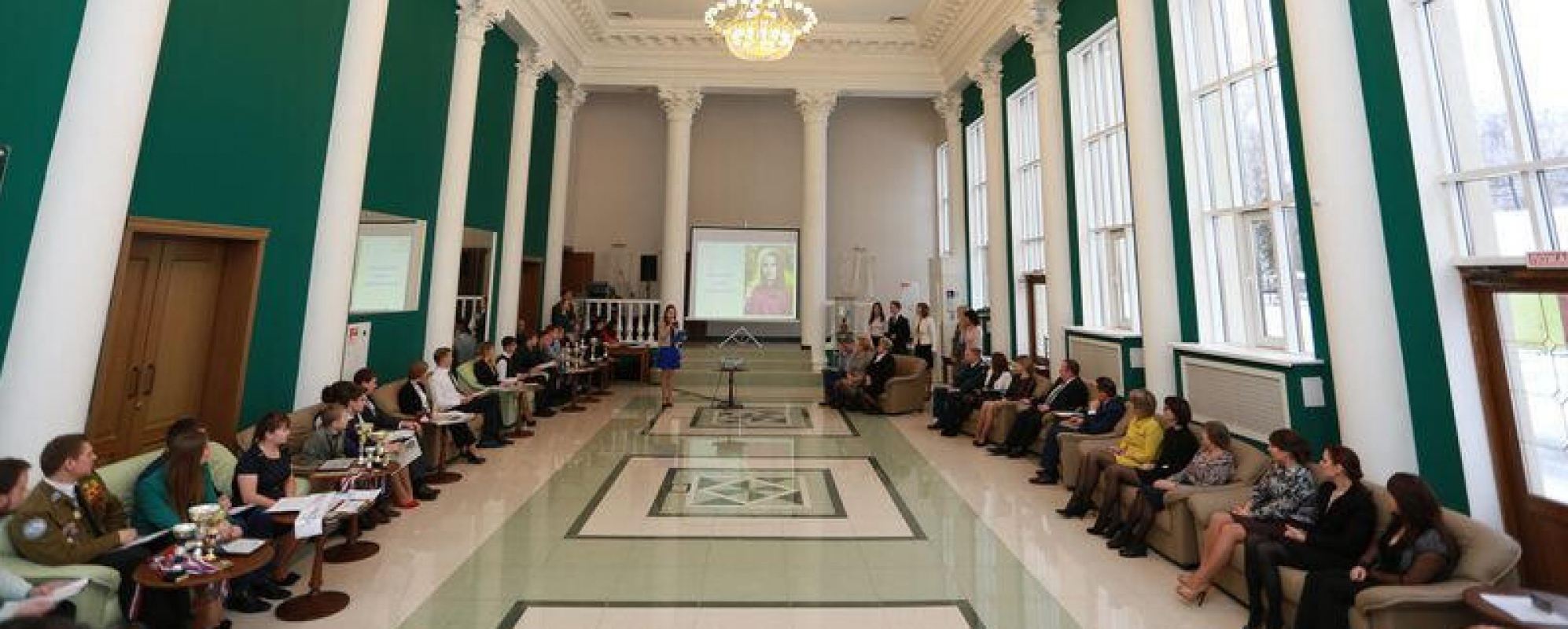 Фотографии фойе Зеленое фойе Центра культуры и досуга