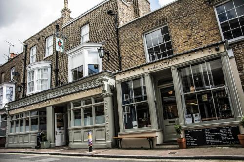 Фотография гостиницы The Falstaff Hotel & Restaurant Ramsgate