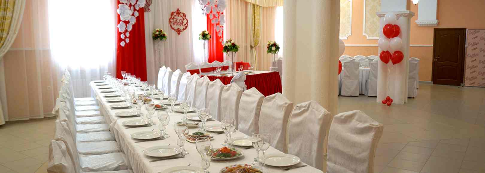 Фотография конференц-зала Большой банкетный зал Семь огней