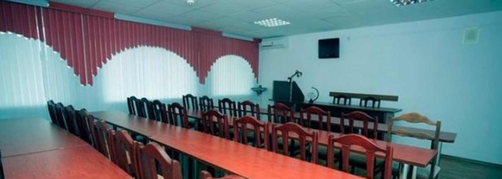 Фотография конференц-зала Знаменск на 35 человек