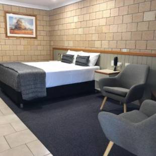 Фотографии мотеля
Jacaranda Country Motel