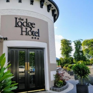 Фотография гостиницы The Lodge Hotel
