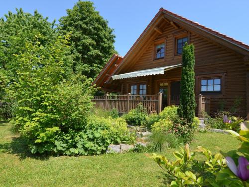 Фотография гостевого дома Lavish Holiday Home in Fuchsberg with Sauna