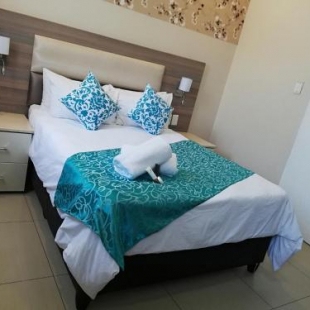 Фотография гостиницы Tudor House Hotel