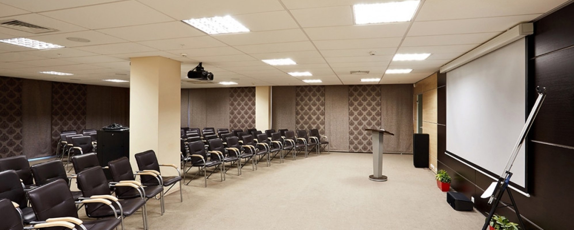 Фотографии конференц-зала Конференц-зал Академический БЦ Нобель