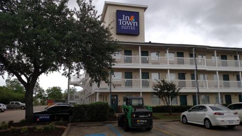 Фотография мотеля InTown Suites Extended Stay Houston TX-Hobby Airport
