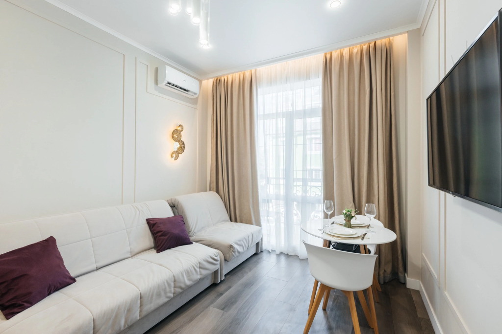 Фотография квартиры Апартаменты Red Apartments Арт Лайт Марио