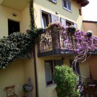 Фотографии мини отеля
B&B Como Lake Cottage