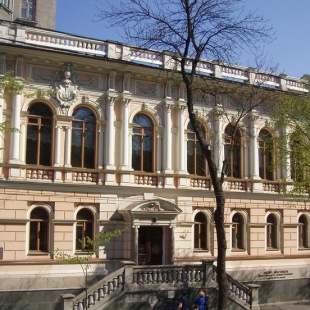 Фотография Киевский музей Западного и Восточного искусства им. Б. и В. Ханенко