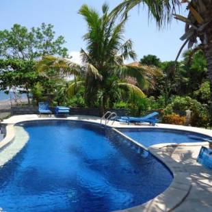 Фотографии базы отдыха
Three Brothers Bobby's Villas