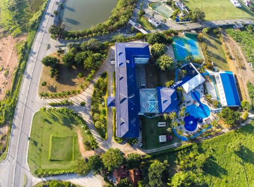 Фотография гостиницы Colonial Plaza Hotel