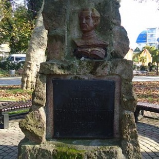 Фотография Памятник декабристу Бестужеву-Марлинскому