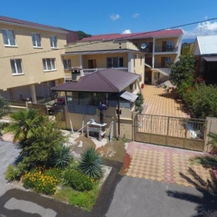 Фотография гостевого дома Фиалка на Фиалок, 25