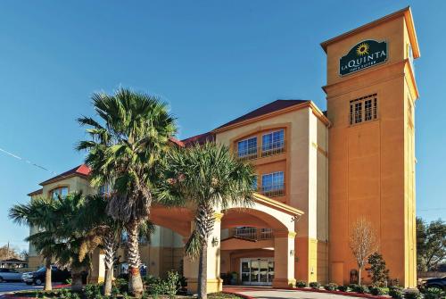 Фотография гостиницы Palacio Royale Inn Signature Katy