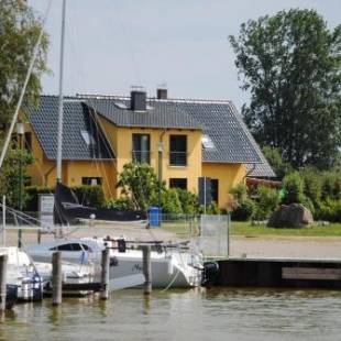 Фотографии гостевого дома
Ferienhaus am kleinen Hafen